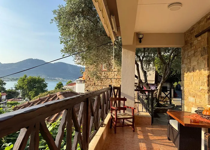 Petra View By Heaven's Hall *