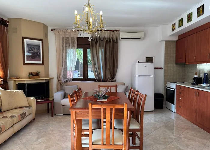 Petra View By Heaven's Hall *